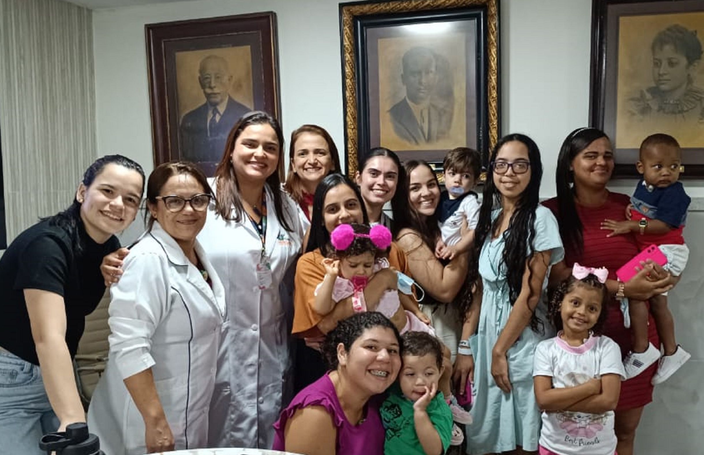 Encontro no Hospital Maria Lucinda esclarece dúvidas sobre traqueostomia