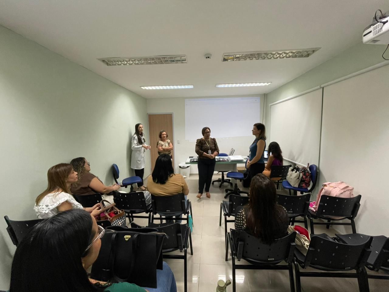 Hospital Ermírio Coutinho capacita enfermeiros em planejamento familiar e reprodutivo com foco na inserção do DIU