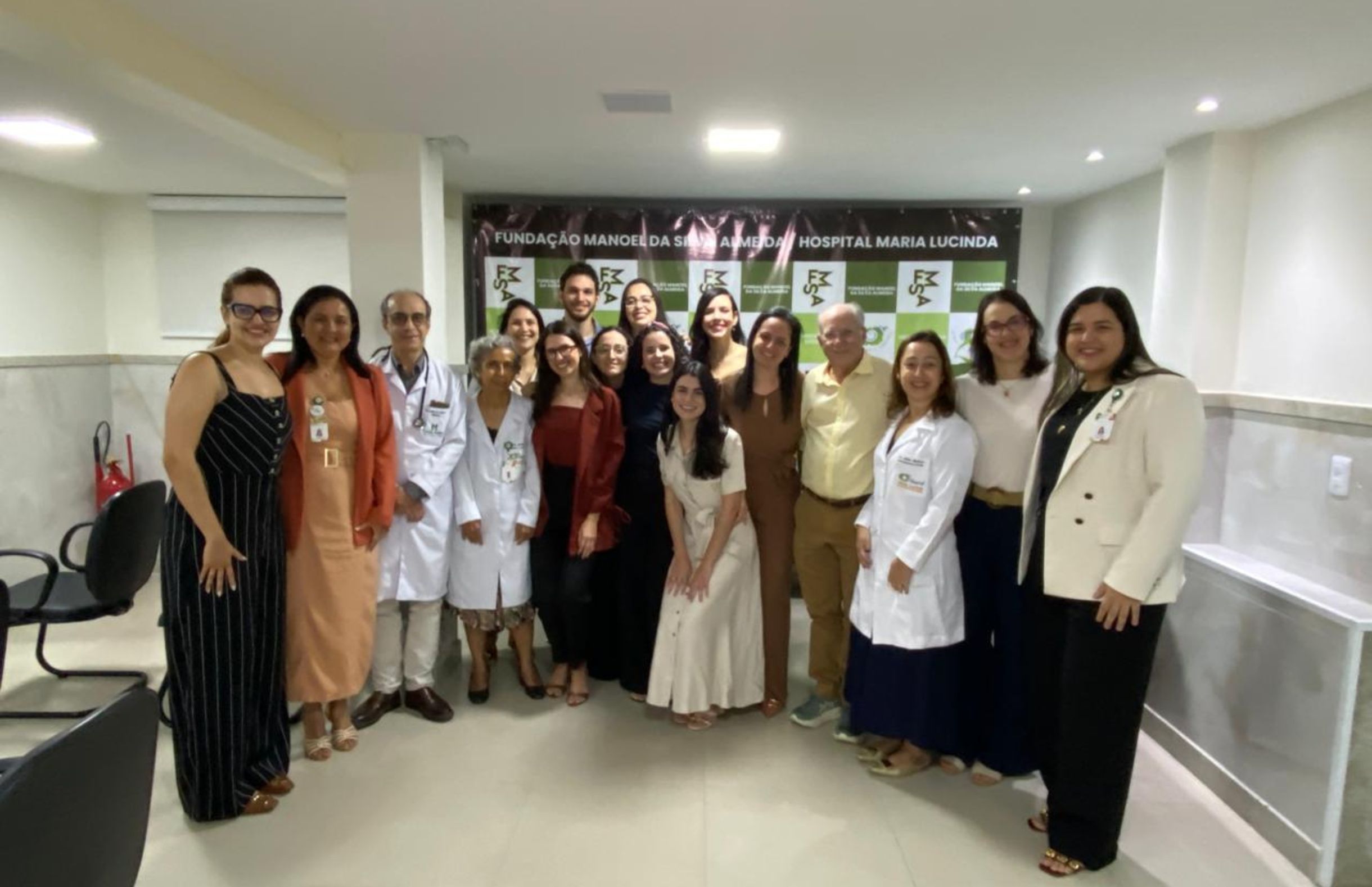 Hospital Maria Lucinda forma novos especialistas em Clínica Médica e destaca impacto direto na qualificação do cuidado ao SUS