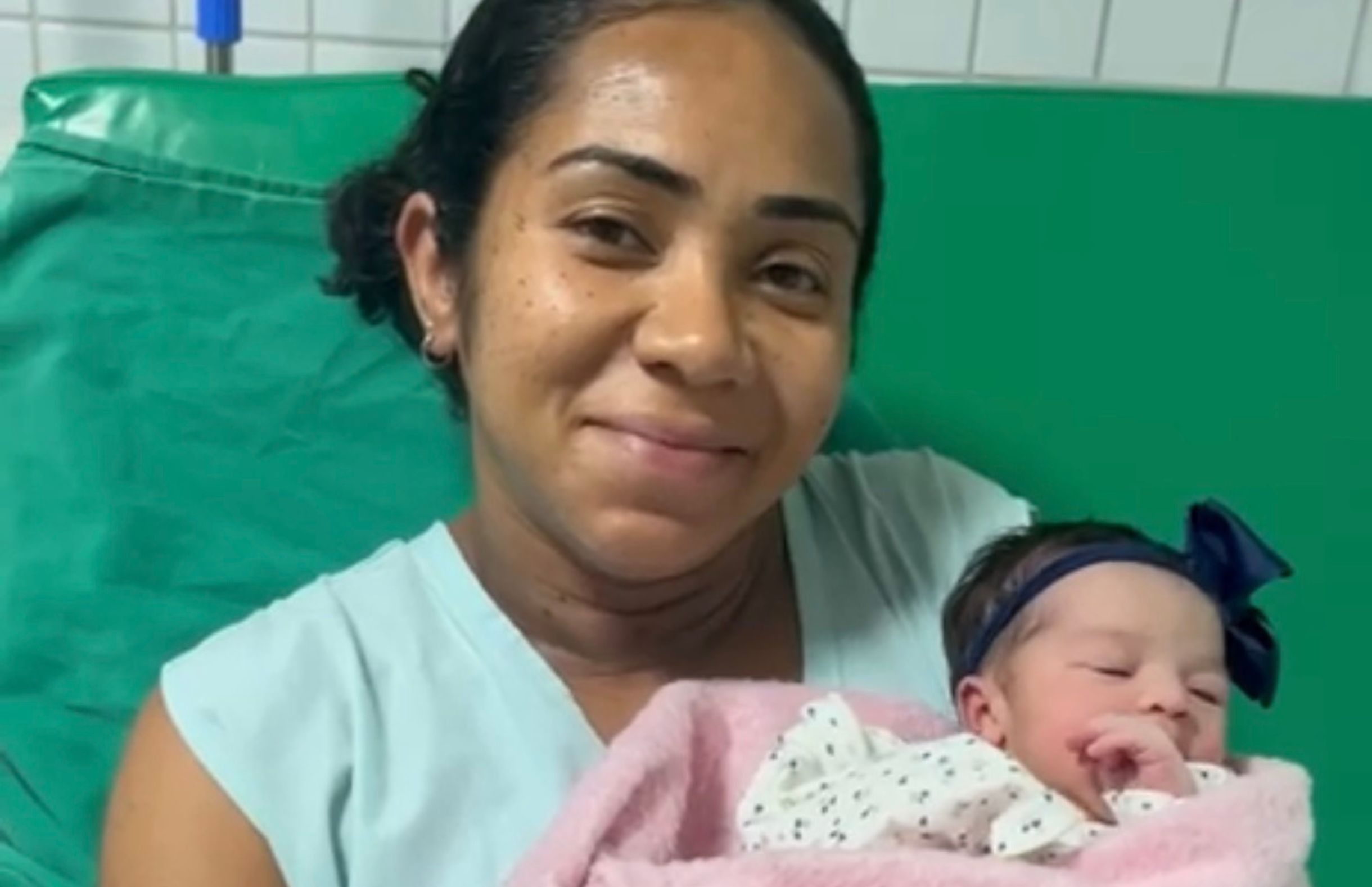 Luna foi a primeira bebê nascida na rede estadual de saúde de PE em 2026